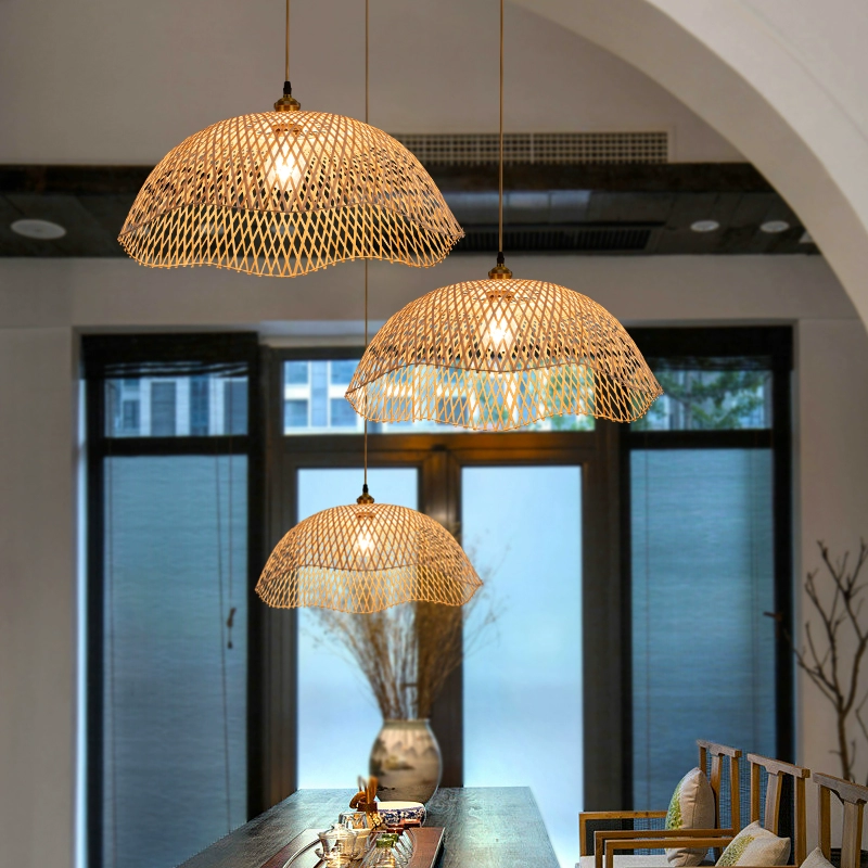 Chenkui Scallop Woven Bamboo Pendant Light
