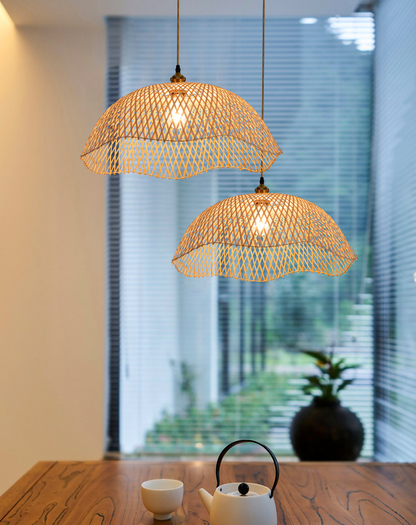 Chenkui Scallop Woven Bamboo Pendant Light
