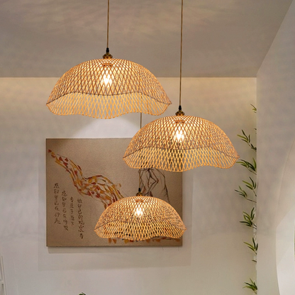Chenkui Scallop Woven Bamboo Pendant Light