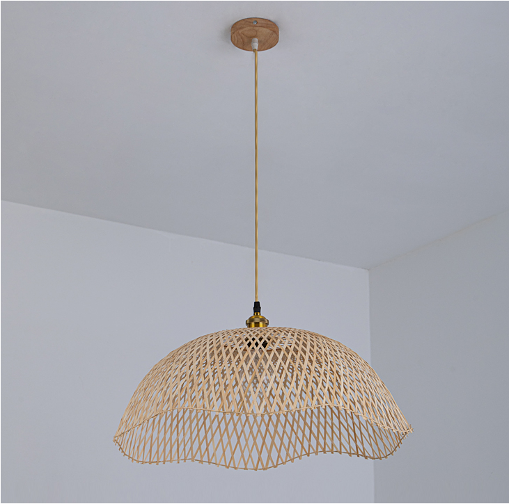 Chenkui Scallop Woven Bamboo Pendant Light