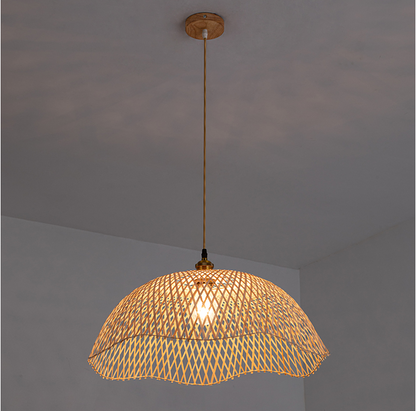 Chenkui Scallop Woven Bamboo Pendant Light